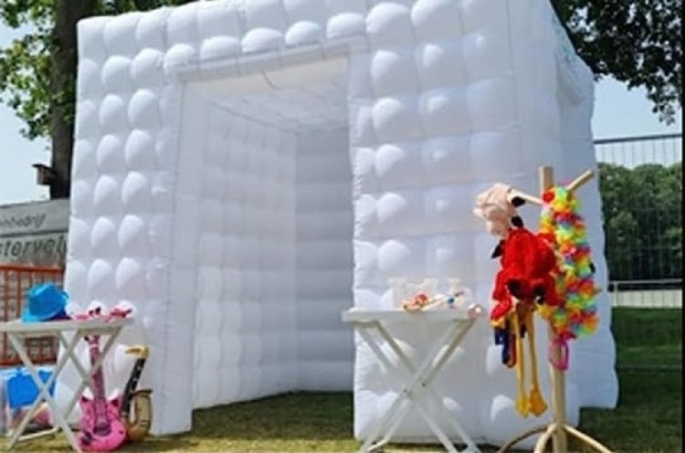 12 x 12 Inflatable Photo Booth